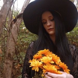 Meet your Posher, Torie anne